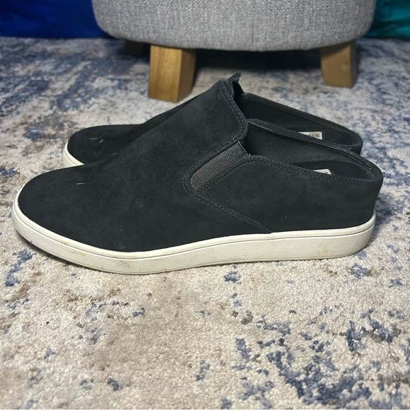 Steve Madden Ezekiel Black Suede Slip-On Mules Size 8.5 - Picture 2 of 11